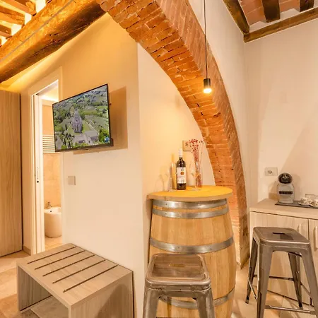 Palazzo Falcinelli Luxury In Center With Air Conditioning And Elevator *
