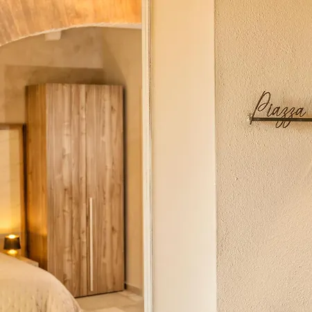 Palazzo Falcinelli Luxury In Center With Air Conditioning And Elevator Guest house Montepulciano