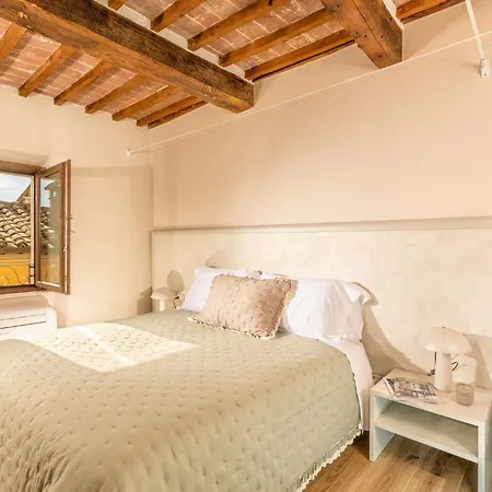 Palazzo Falcinelli Luxury In Center With Air Conditioning And Elevator Guest house Montepulciano