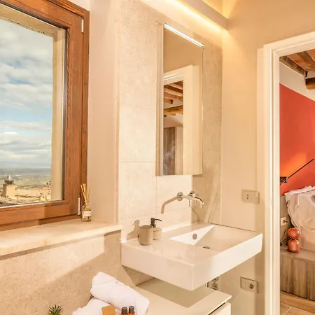 Palazzo Falcinelli Luxury In Center With Air Conditioning And Elevator Guest house