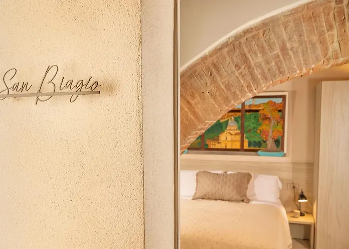 بيت ضيافة Palazzo Falcinelli Luxury In Center With Air Conditioning And Elevator