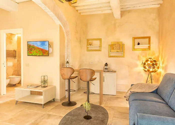 Palazzo Falcinelli Luxury In Center With Air Conditioning And Elevator بيت ضيافة